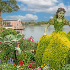 Snow White Topiary by EPCOT